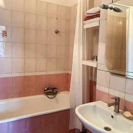 Apartman Mitskevycha Square Apartment- At The Center Of Lviv