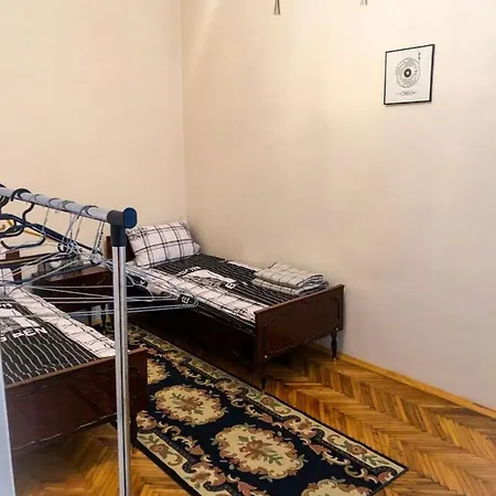 Mitskevycha Square Apartment- At The Center Of Leopoli