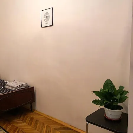 Lejlighed Mitskevycha Square Apartment- At The Center Of