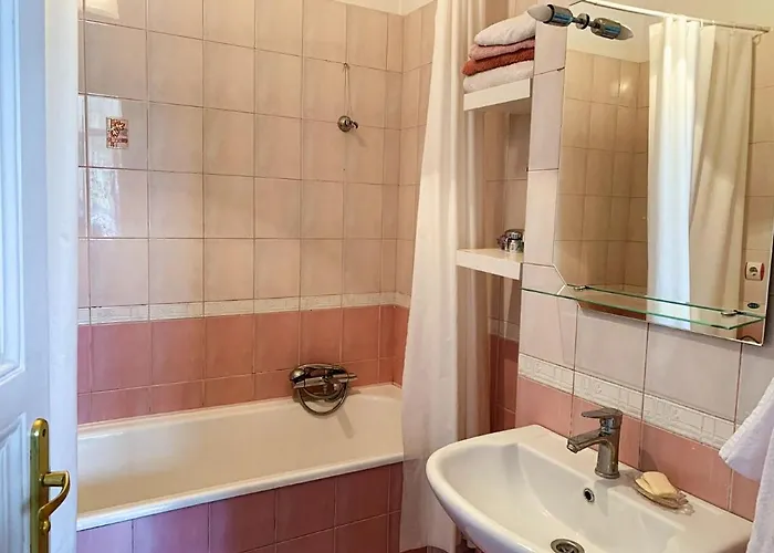 شقة Mitskevycha Square Apartment- At The Center Of إلفيف